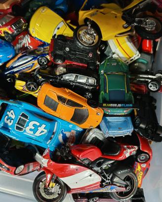 Moto e automobine