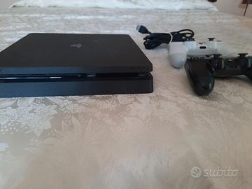 play station 4 slim