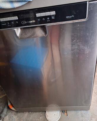 lavastoviglie libera installazione Bauknecht
