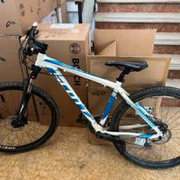 Bici SCOTT ASPECT 740