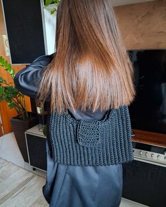 borsa pochette fatta a mano con uncinetto