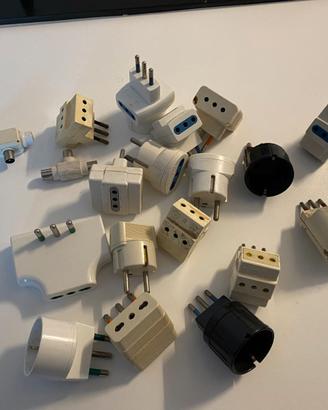 Adattatore multipresa Singolo Doppio Triplo
