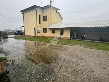 PORZIONE DI BIFAMILIARE A SAN GIORGIO BIGARELLO