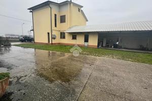 PORZIONE DI BIFAMILIARE A SAN GIORGIO BIGARELLO