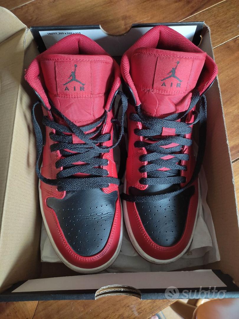 Jordan on sale nere rosse