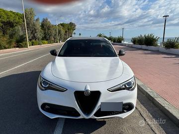 ALFA ROMEO STELVIO 2.2 TURBODIESEL 210 CV – TI
