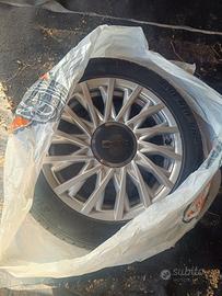 4 cerchi fiat 500 gommati invernali