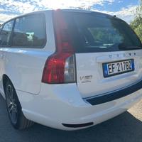Volvo V50 1.6 DIESEL 2011 - CERCHI IN LEGA