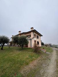 PORZIONE DI BIFAMILIARE A CESENATICO