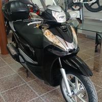 Honda SH 300 i