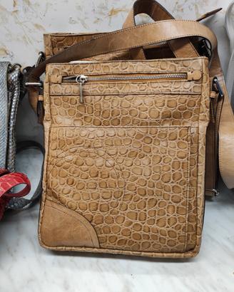 Borsello uomo in pelle 