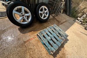 Coppia cerchi Audi 16 ( q2)  originali gommati!