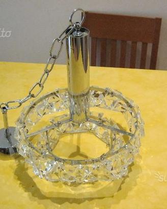 Lampadario cromo e cristalli vintage