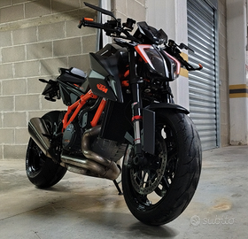 KTM 1290 superduke r 3.0