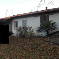 Villa a Brusimpiano (VA)