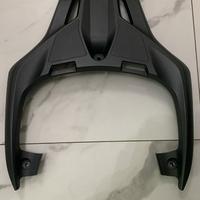 Maniglione passeggero e porta baule SH 125