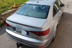 Audi A4 B9 berlina 2.0 150cv