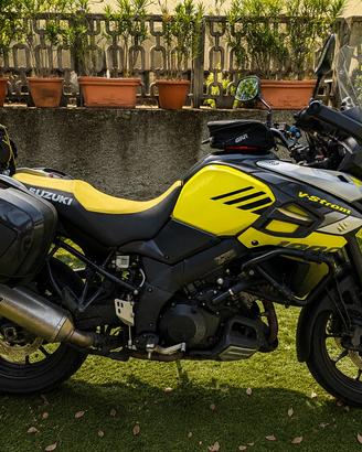 SUZUKI V-STROM 1000 – 2018 – FULL OPTIONAL