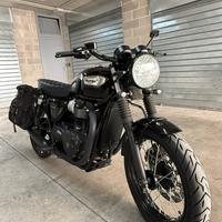 Triumph Bonneville T100 Black Special