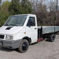 iveco daily cassone fiso