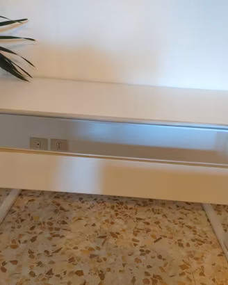 Scrivania Ikea