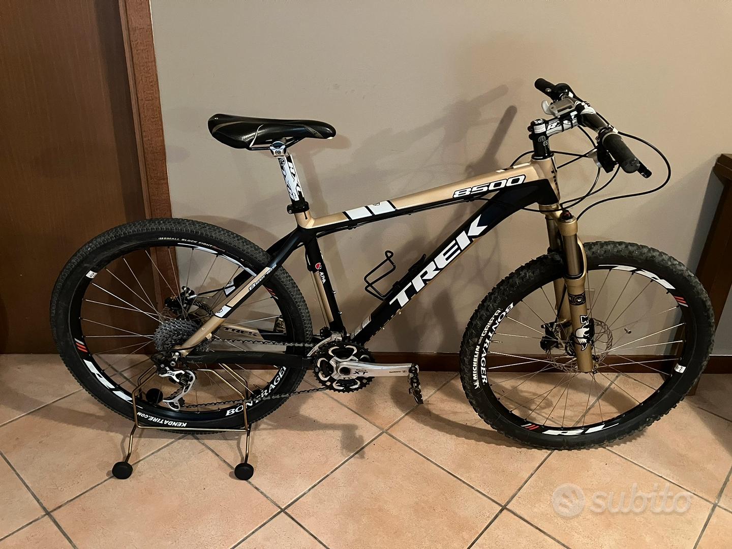 Trek on sale 8500 2011