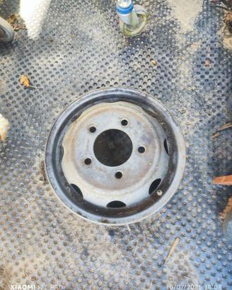 Cerchi Nissan Cabstar