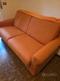 divano letto in tessuto