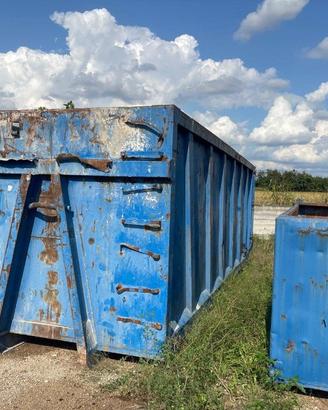 CONTAINER SCARRABILE USATO A CIELO APERTO