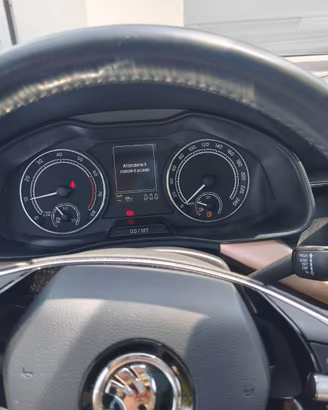 skoda kamiq 1.0 g-tec style tettuccio panoramico