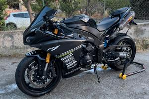 Yamaha R1 Bing Bang
