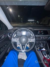 Alfa Romeo Stelvio 2.2 Diesel Q4 180 CV