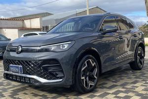 Volkswagen Tiguan R-Line 2.0 TDI 150CV DSG