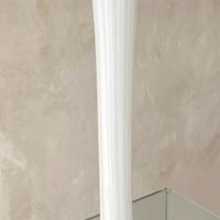 Vaso vintage in vetro incamiciato opale bianco