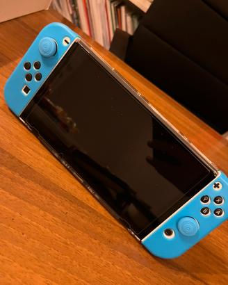 Nintendo switch oled bianco con gioco Mario kart