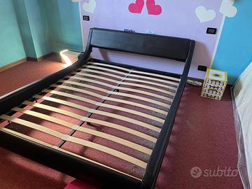 Letto in eccopelle nero piu rette matrimoniale 160