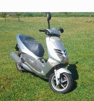 APRILIA LEONARDO 150