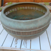 Portavaso in ottone lavorato da 54 cm