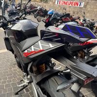 Aprilia Tuono V4 1100 factory