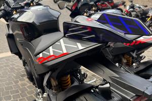 Aprilia Tuono V4 1100 factory