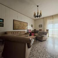 6 LOCALI A MANFREDONIA