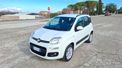 Fiat Panda 0.9 TwinAir Turbo Natural Power Lounge