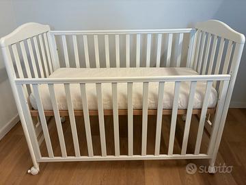 Culla in legno bianco con materasso