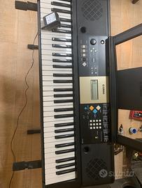 Tastiera yamaha ypt-220 con supporto compreso