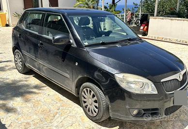 SKODA FABIA 2008 80cv ADATTA A NEO PATENTATI