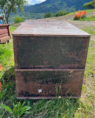 Botte / cisterna / contenitore in ferro