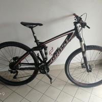 Mtb full Ghost