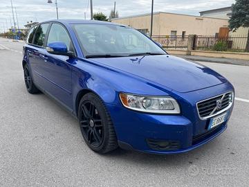 Volvo V50 D4 Momentum