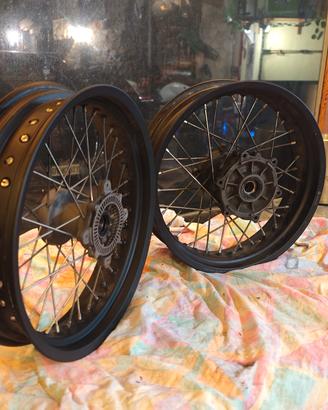Cerchi Supermotard Swm/Husqvarna 125-450-510/500  