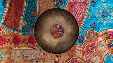 Campana Tibetana Yoni Rara in Do# (C#)